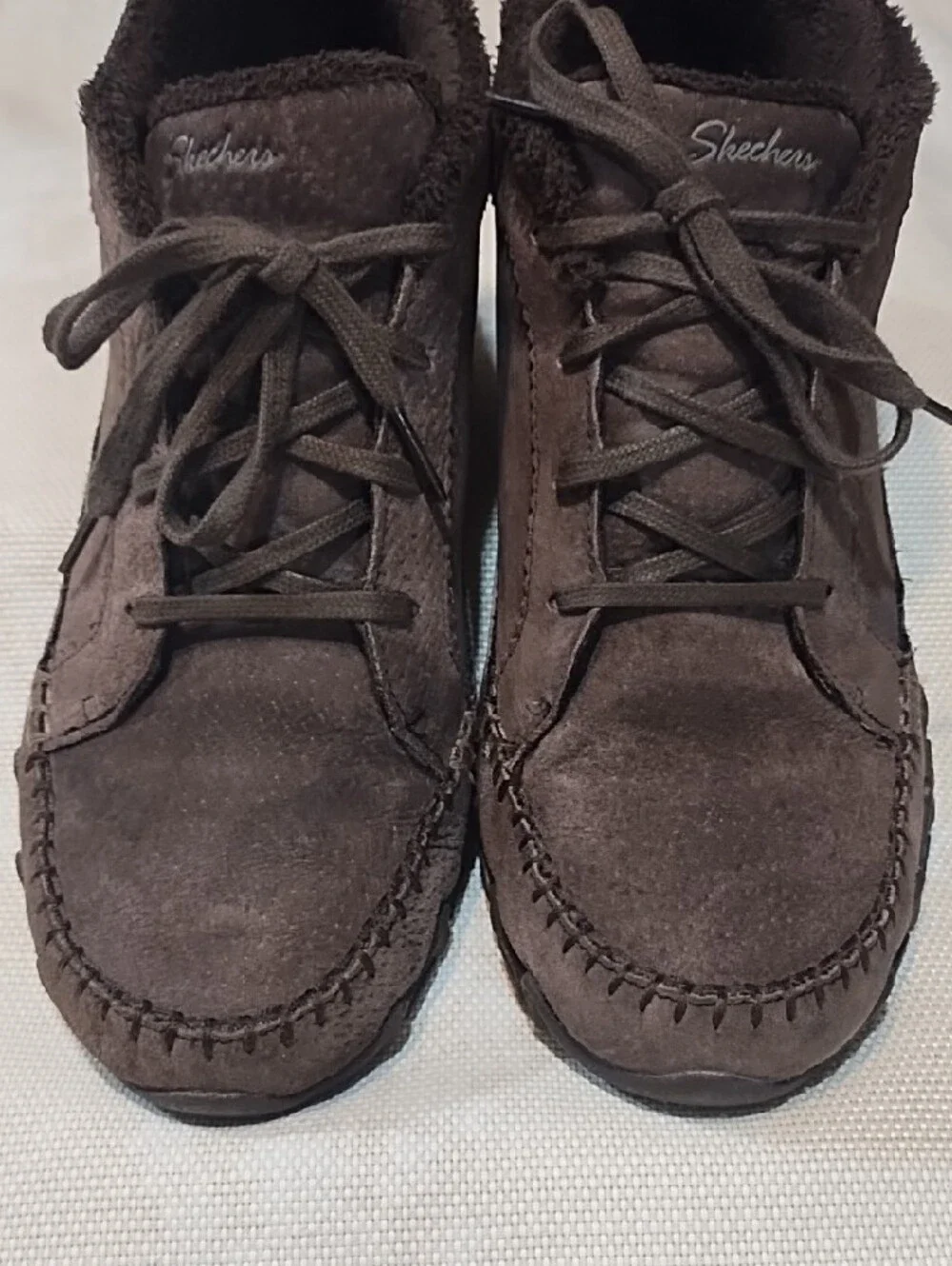 Skechers Women's Dark Brown Suede Lace-Up Ankle Booties 8.5 Memory Foam VGC.